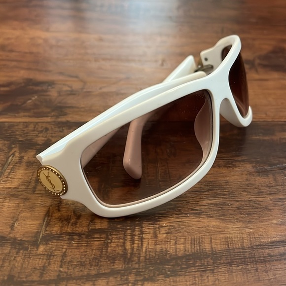 rare YSL sunglasses with gold logo faux diamond rim - Picture 4 of 11